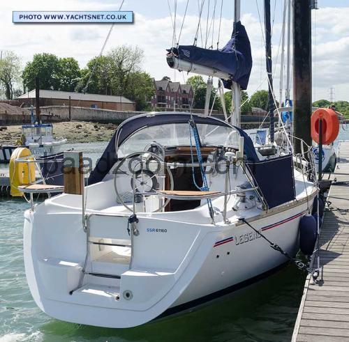 Hunter 28 tekniske specifikationer 